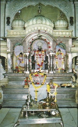 Dwarkadhish Gopal Mandir4