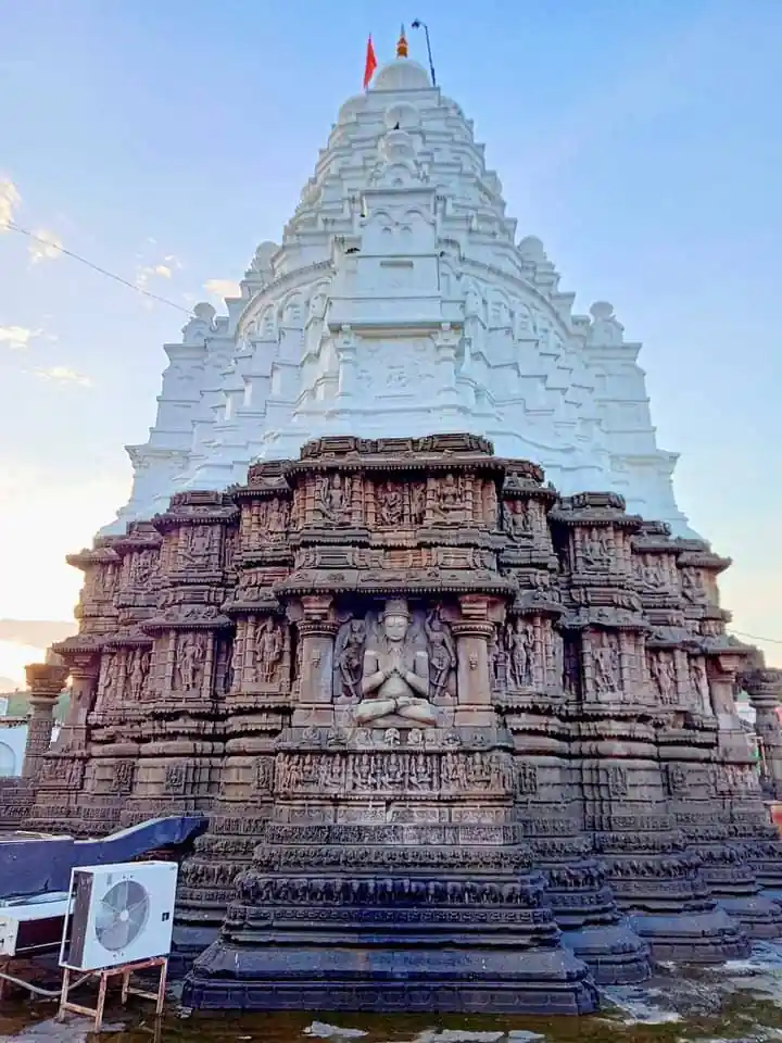 Nageshwar Jyotirlinga Temple
